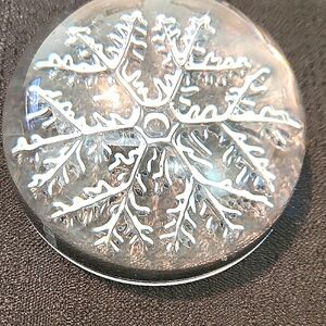 Intricate Snowflake Glass Ornament